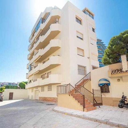 Santa Marta Al Lado De Los Servicios Y De La Playa Benalmádena Exterior photo
